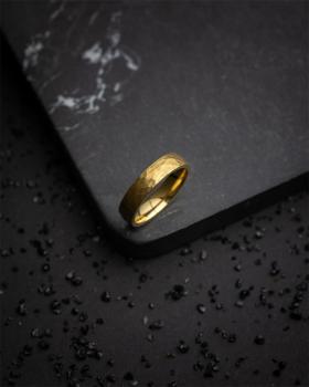Preview: 5 mm Titanring mit facettiertem Goldfinish - Pulso Gold